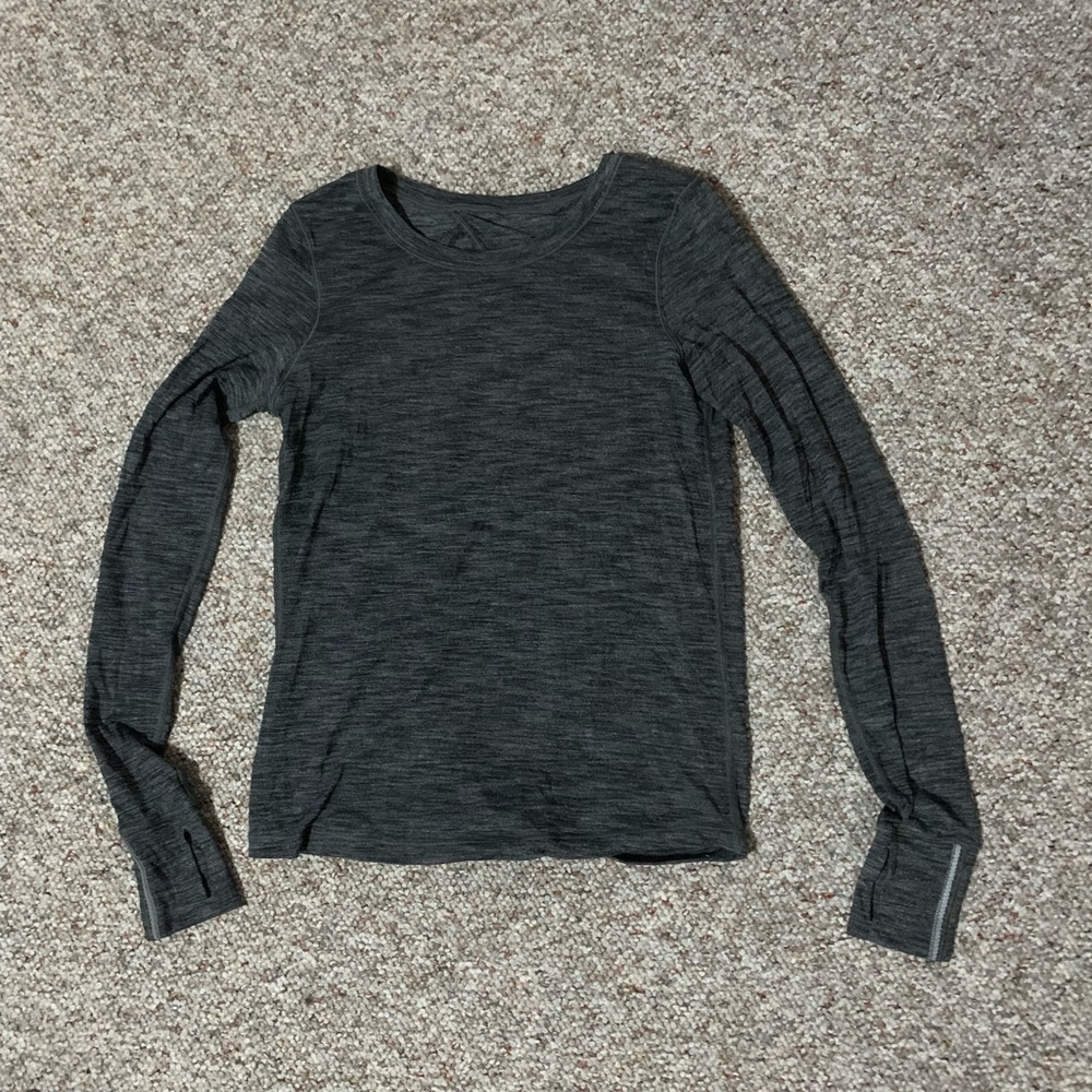Lululemon beat the heat long sleeve - Picture 5 of 6